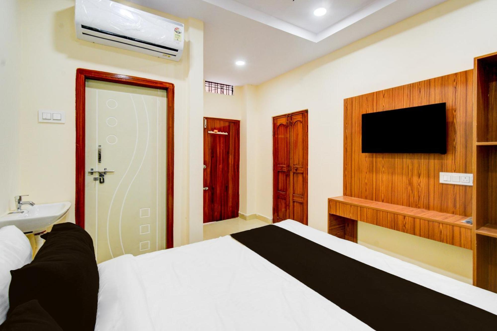 Hotel O D N Groups Sururnagar Extérieur photo
