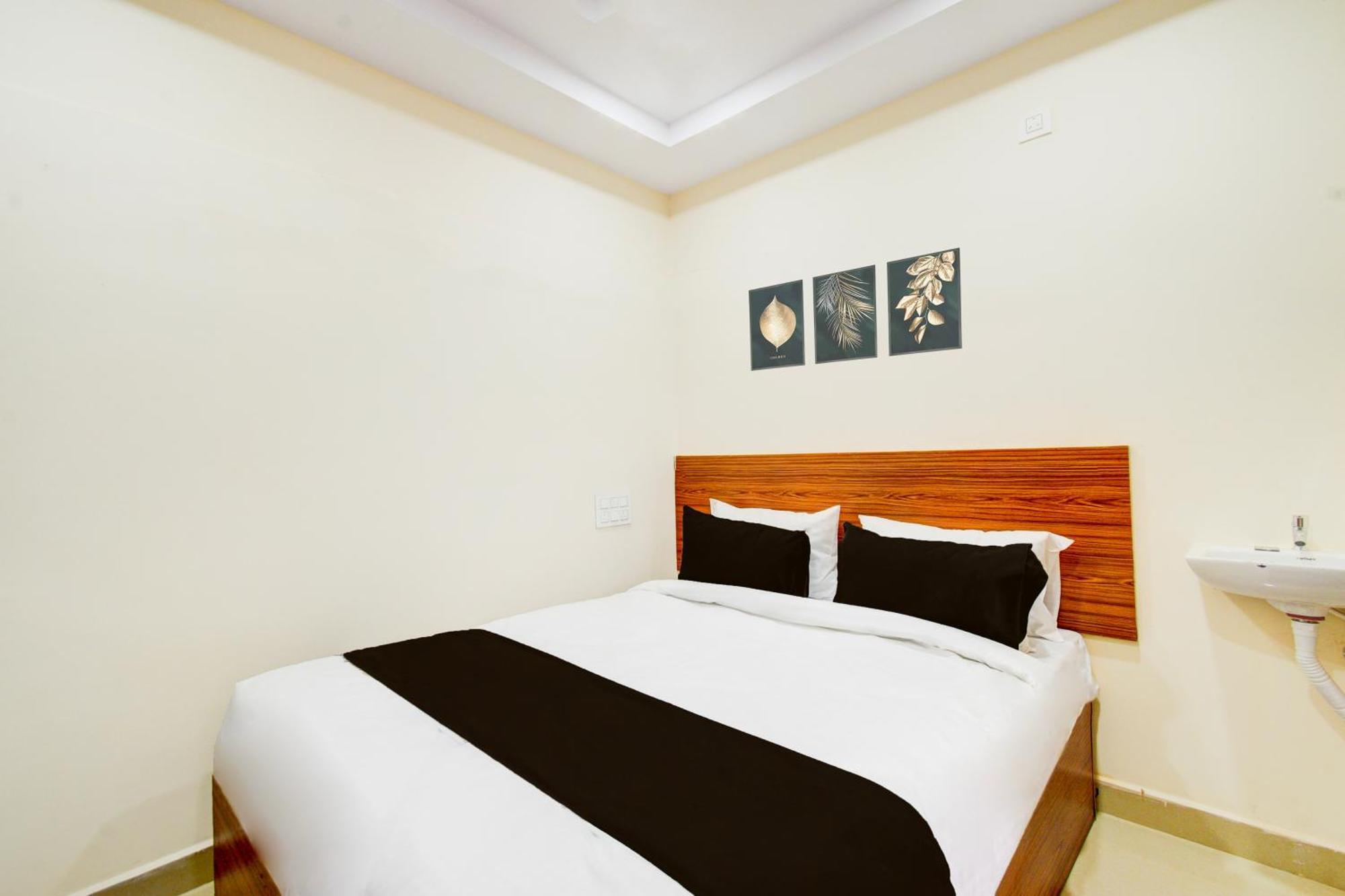 Hotel O D N Groups Sururnagar Extérieur photo