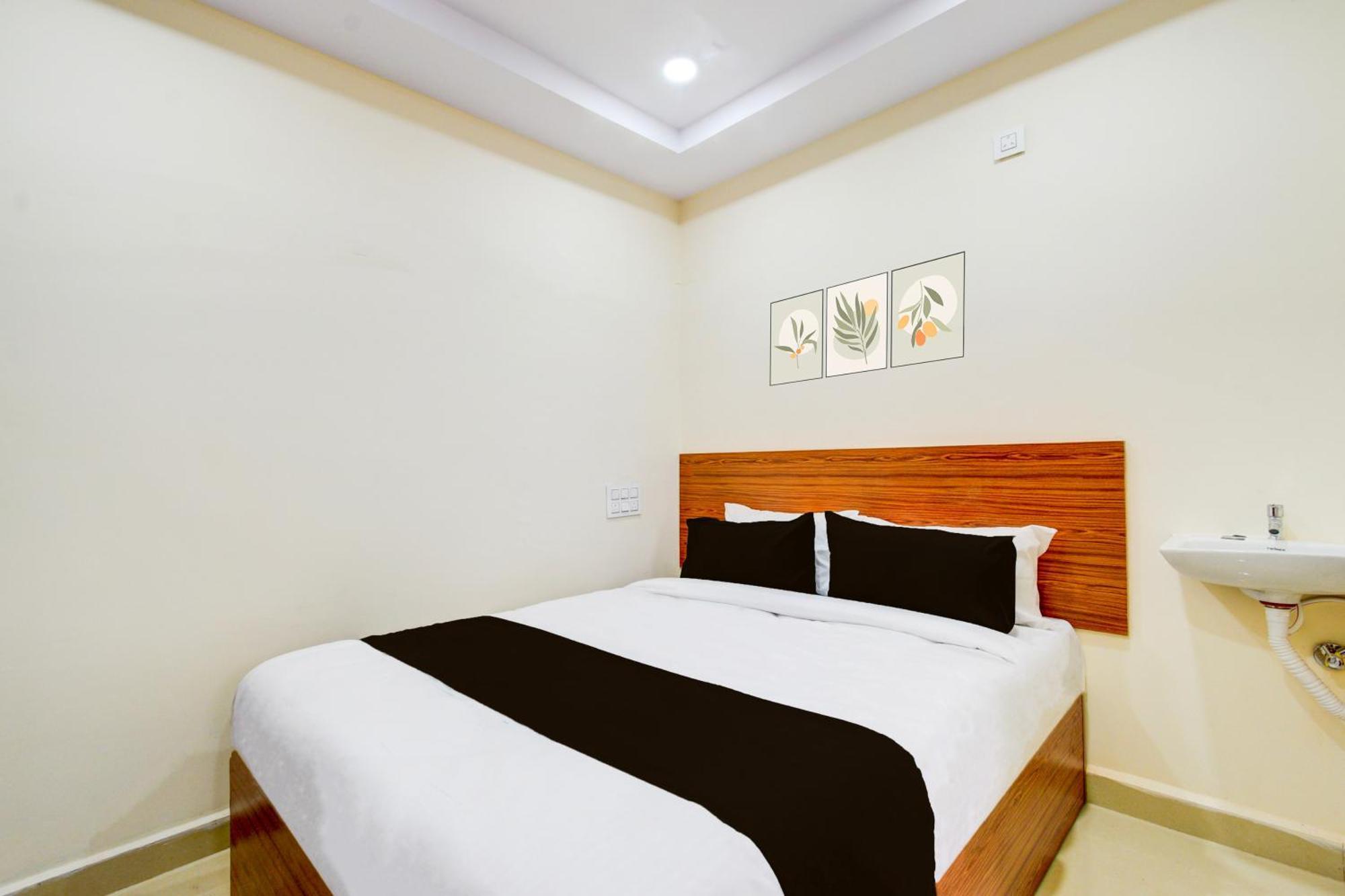 Hotel O D N Groups Sururnagar Extérieur photo