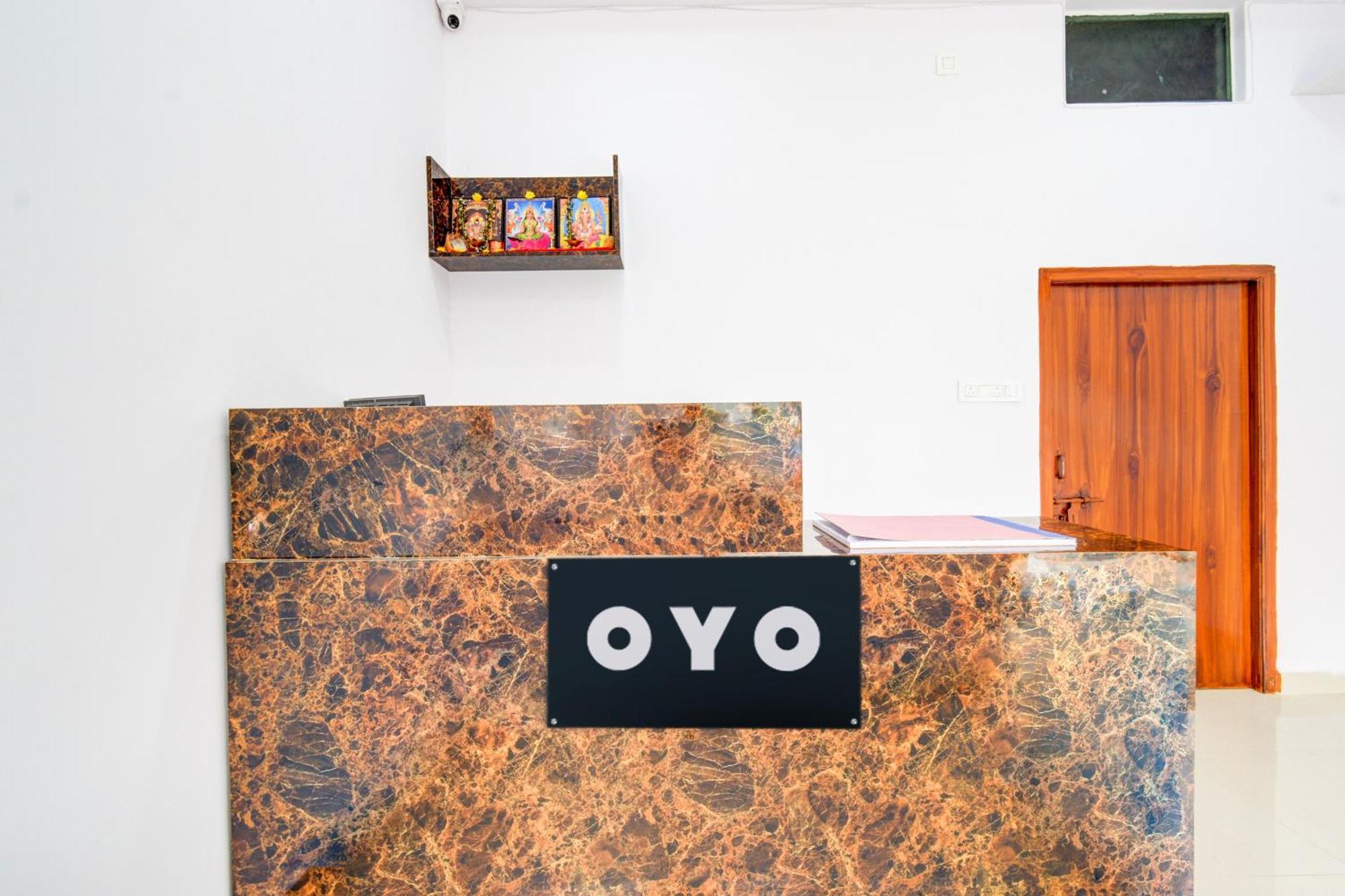 Hotel O D N Groups Sururnagar Extérieur photo